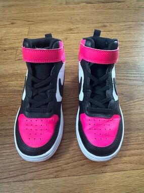 Nike Kids High-Top Sneakers in Black, White and Hot Pink